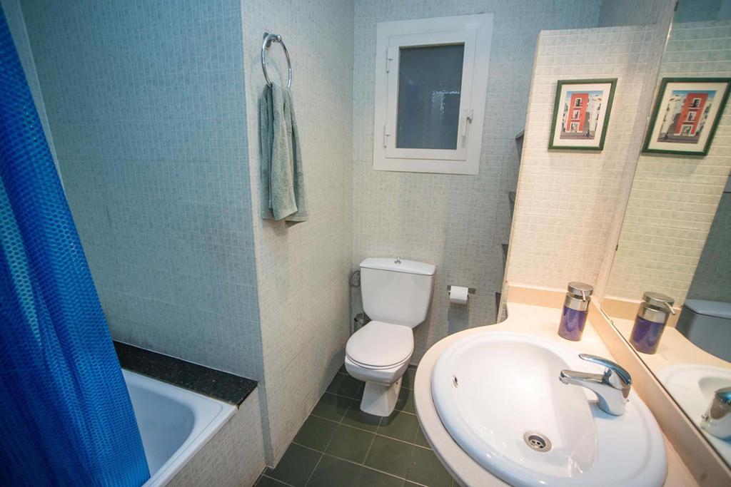 Lovely Apartment At Park Gueell 바르셀로나 객실 사진