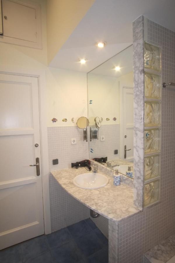 Lovely Apartment At Park Gueell 바르셀로나 외부 사진